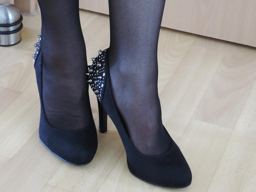 15P Stockings & Heels