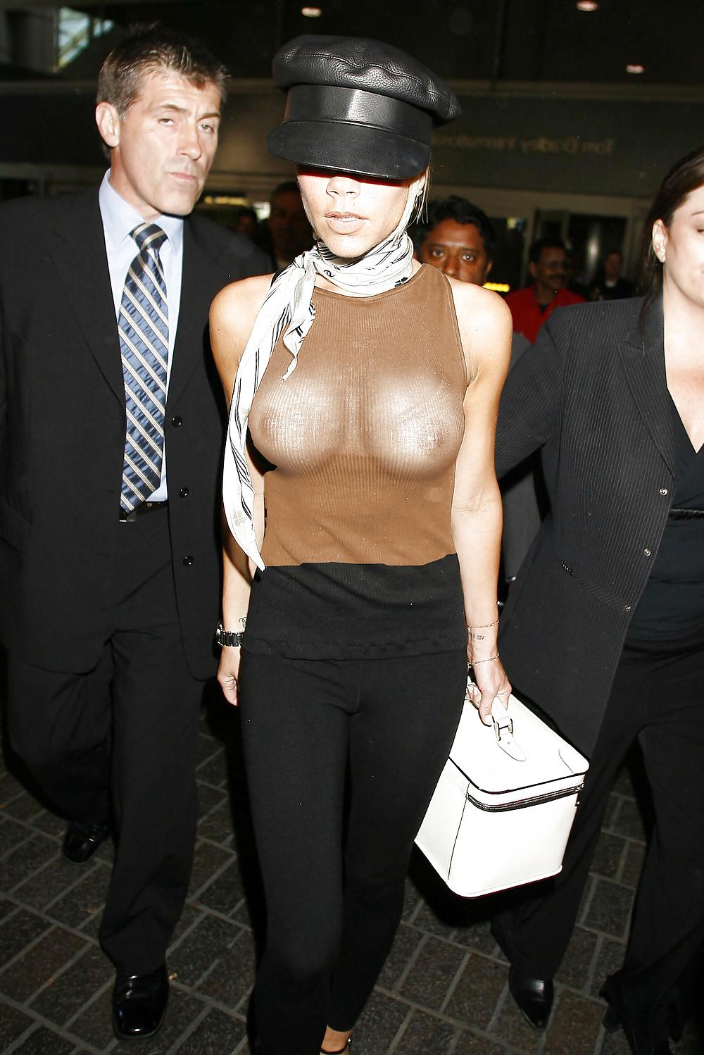 25P Celebs Naked 04