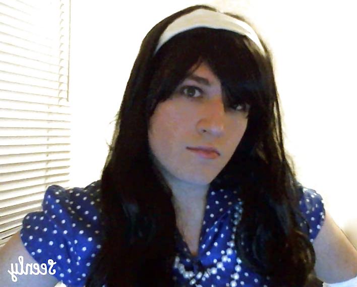 10P Ashley Maybee Housewife Crossdresser