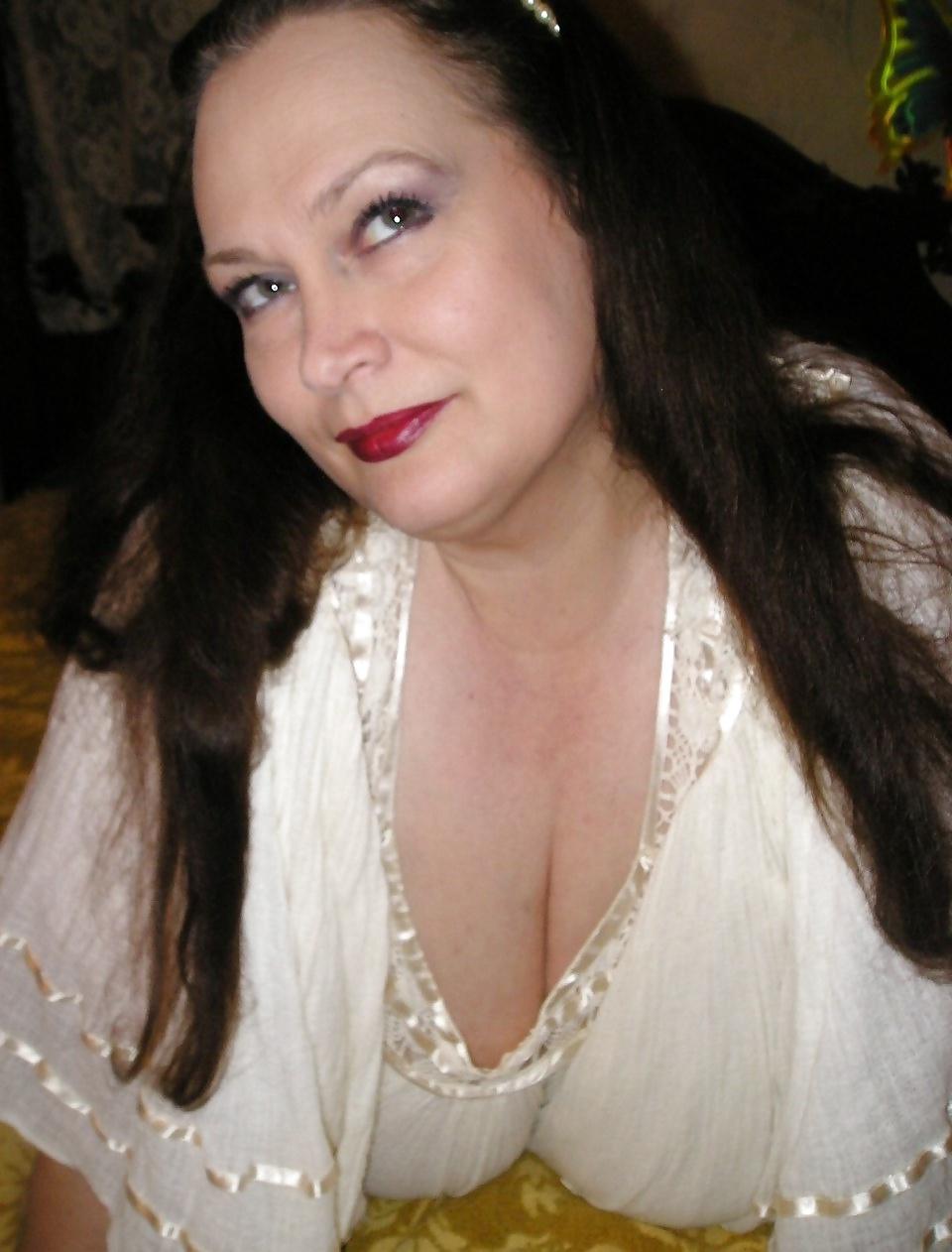 25P Fabulous SSBBW! (White Nightgown)
