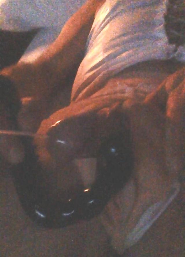 9P Sissy in her new fake pussy squirting