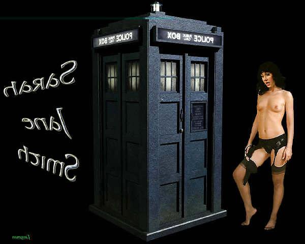 25P Scifi babes 3.