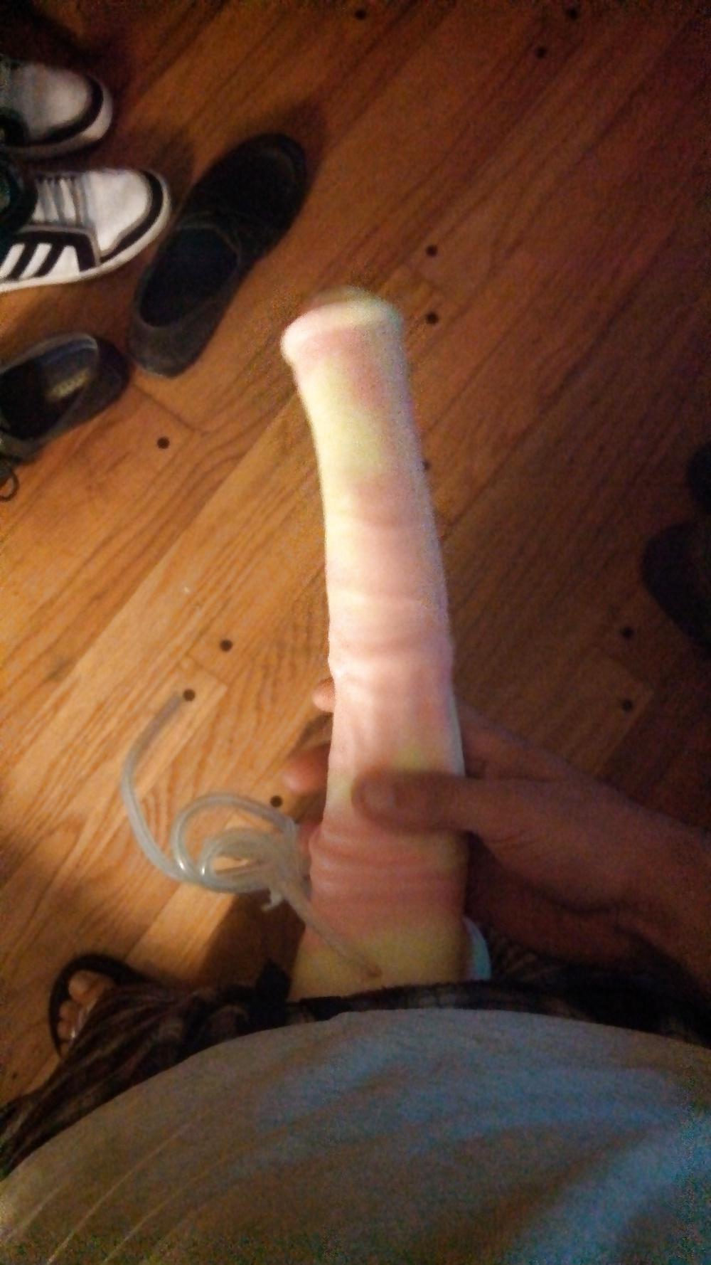 5P New squirting strap on from baddragon