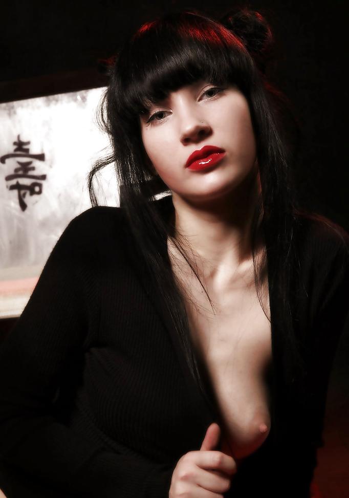 25P Stunning Emo Teen
