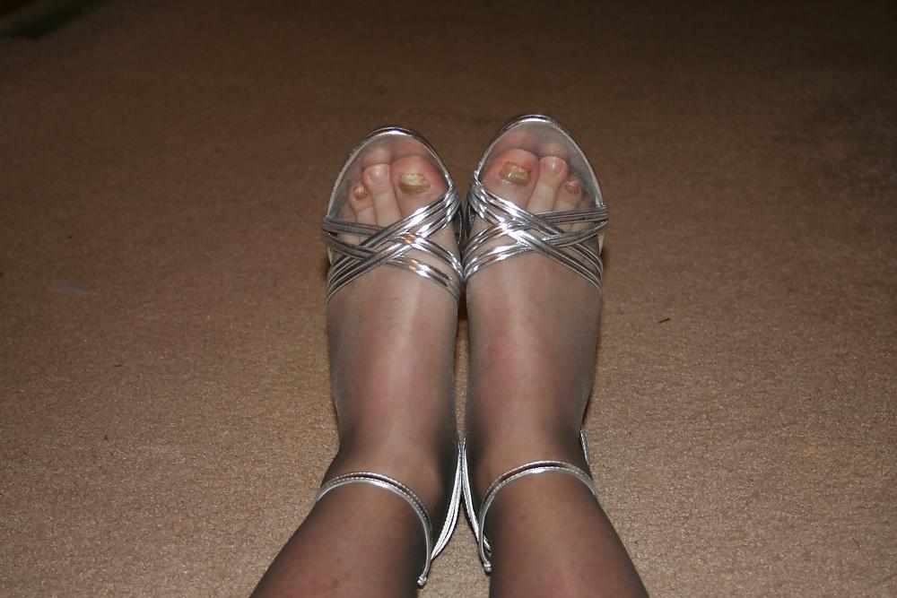 22P New Stockings & Sexy Heels