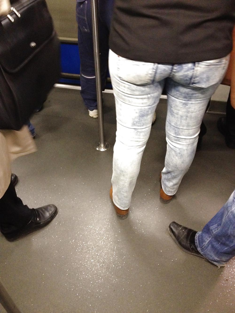 10P Candid ass street 4