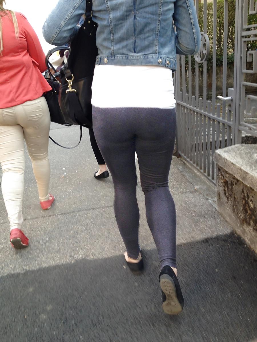 15P Candid teens leggings -  ass street 1