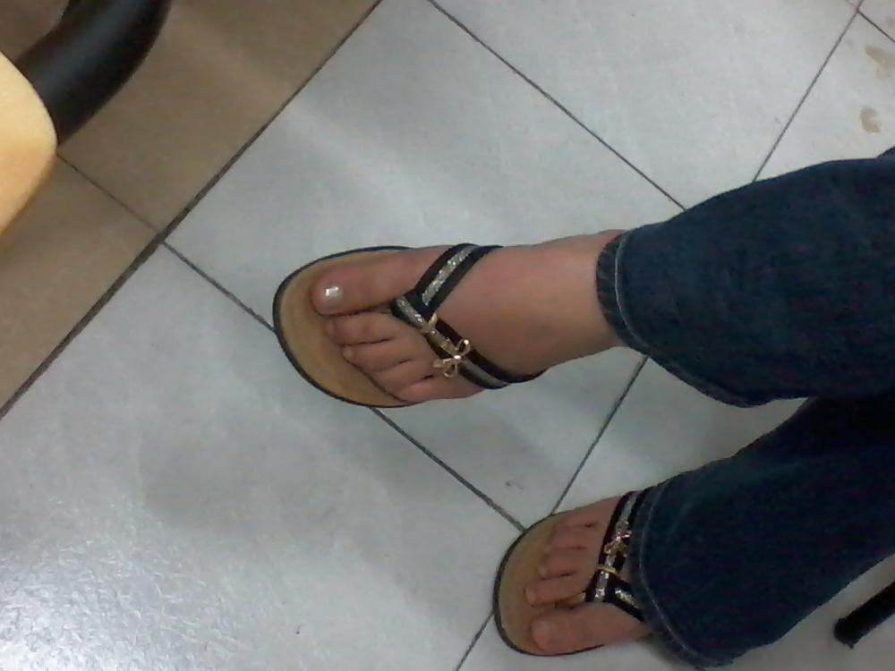25P Feet on the street Vol. 2