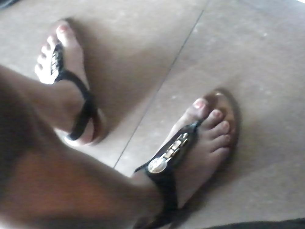 25P Feet on the street Vol. 2