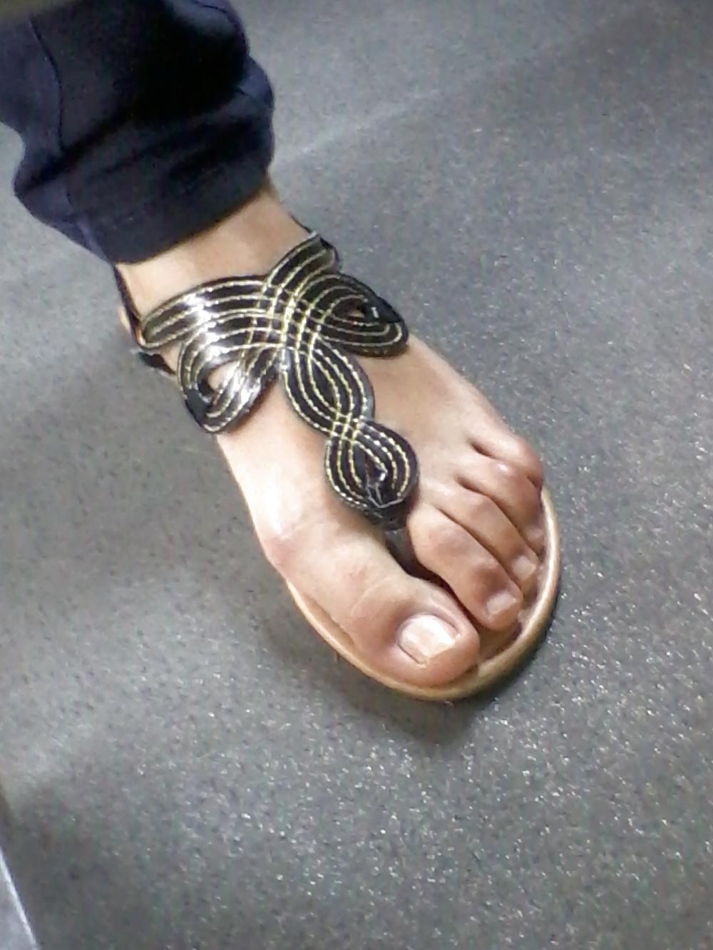 25P Feet on the street Vol. 2