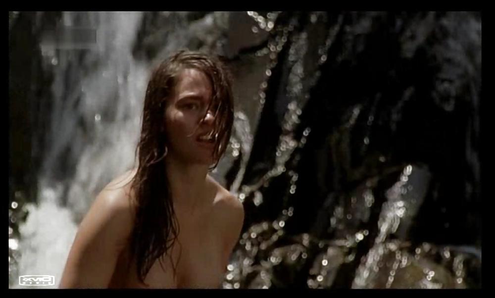 11P Diane Willems nude - Treasure Island - Die Schatzinsel