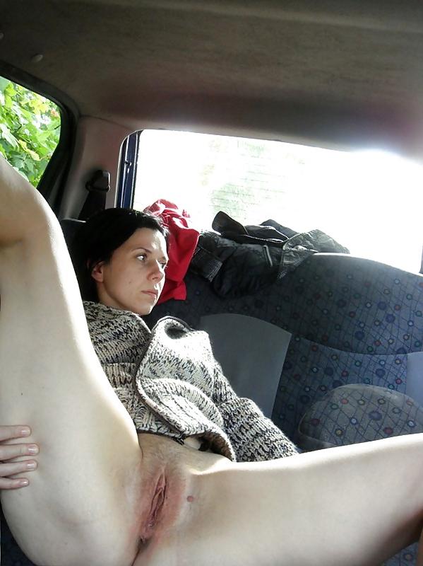 20P Sex in the backseat