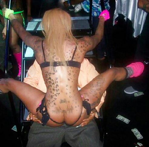 23P Black stripper