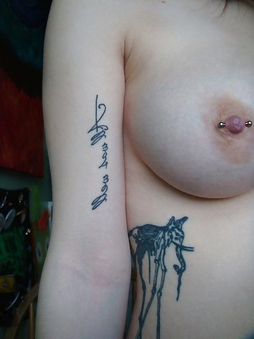 25P Tattoos and piercing
