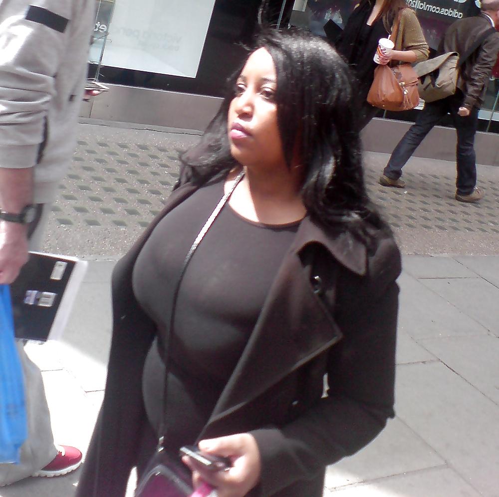 25P Street tits