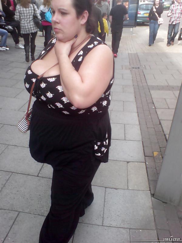 25P Street tits