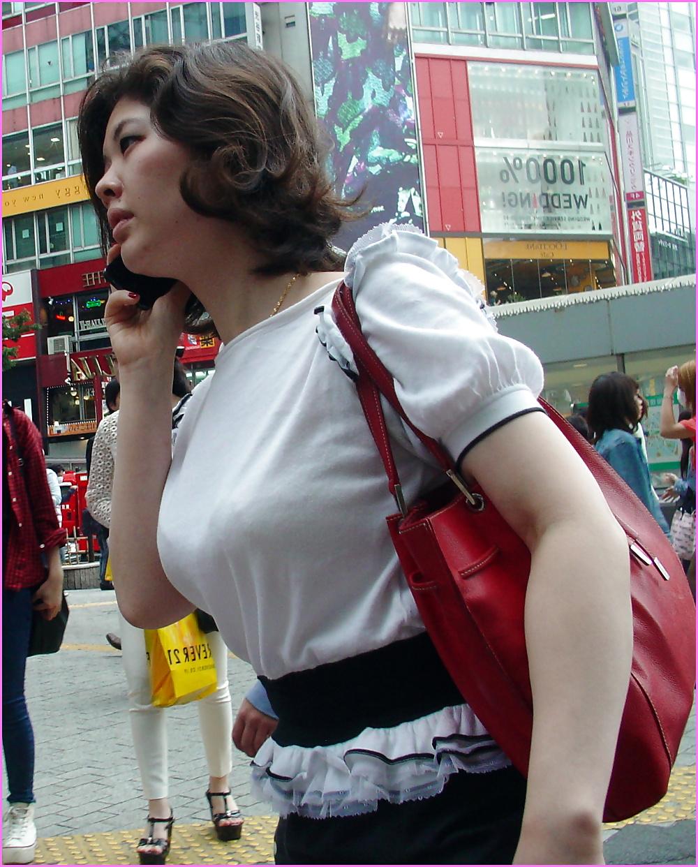 17P Various Japanese Girls on the Street PT 5