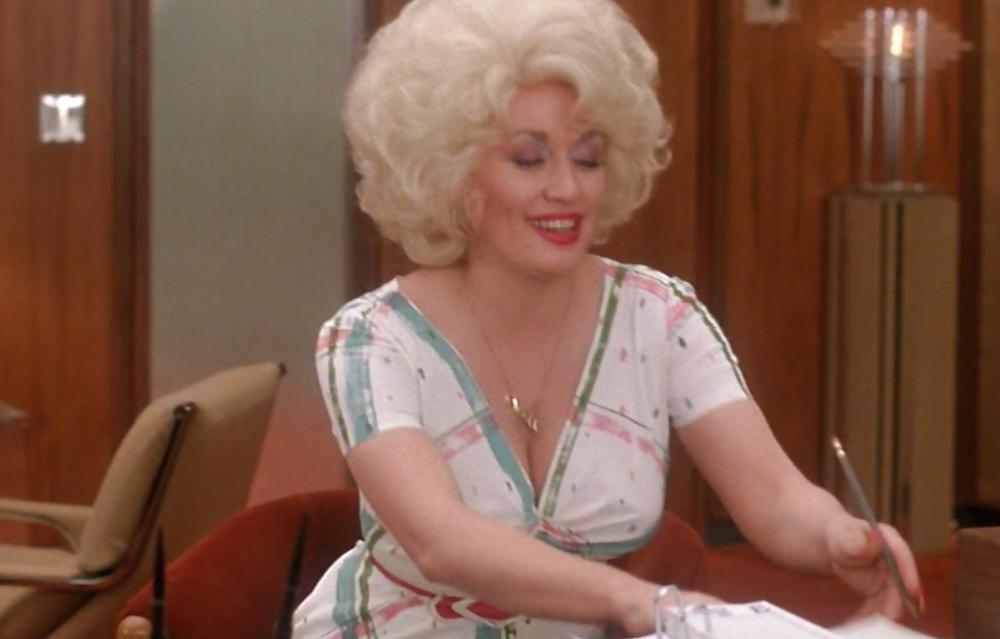 25P I Wish I Could Have Fucked Her Back Then  #1---Dolly Parton