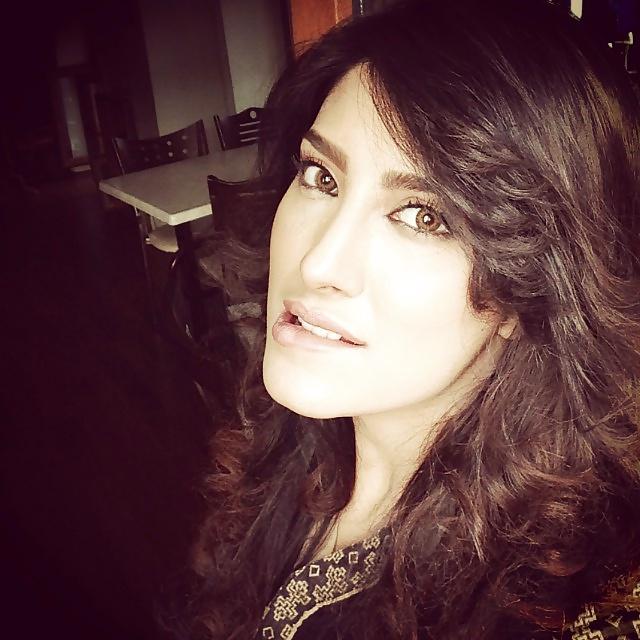 17P Mehwish Hayat Fucked From Power Khan