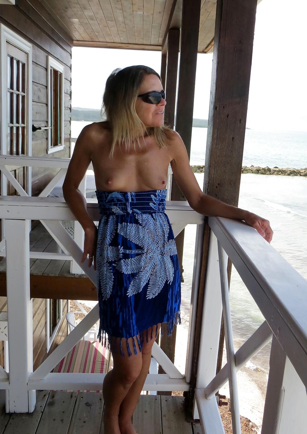 13P Milf on the balcony