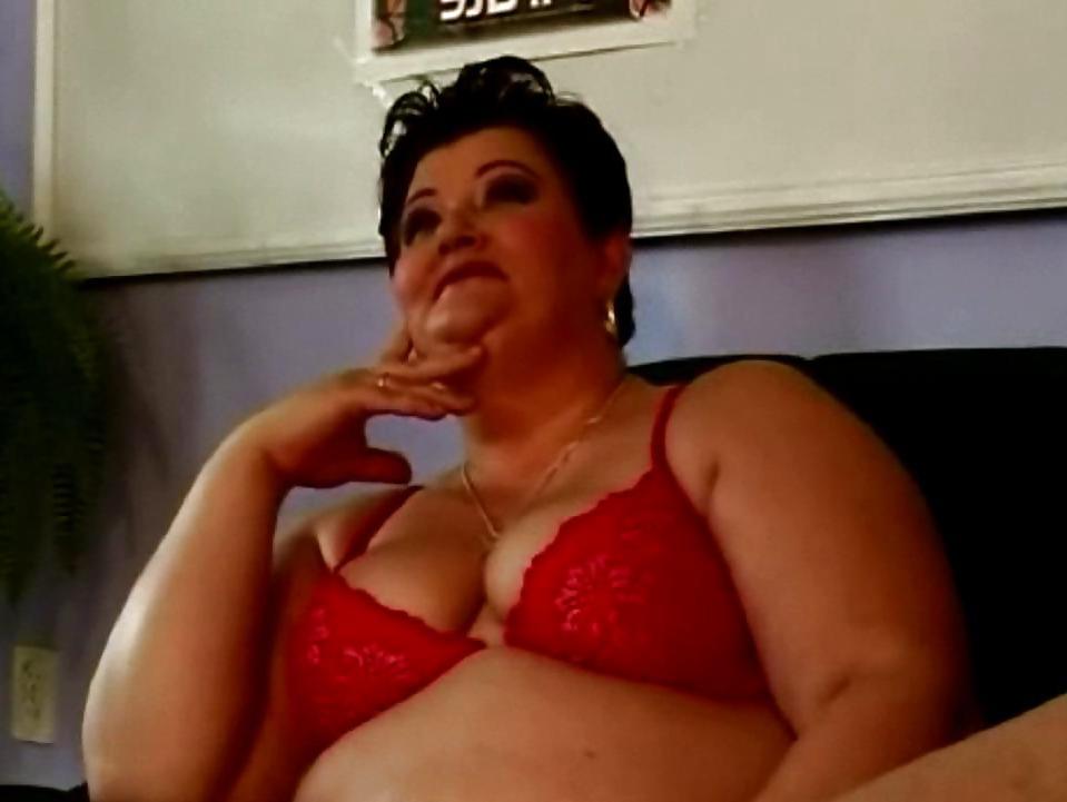 25P Snapshots of plump mature fav 2