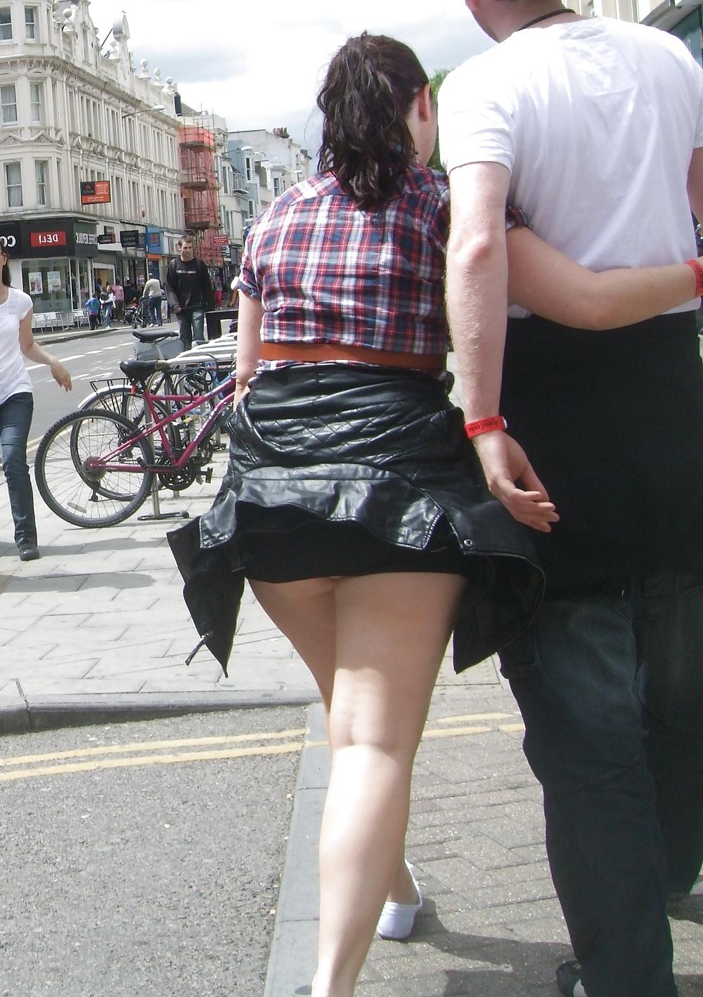 19P Street Candid 
