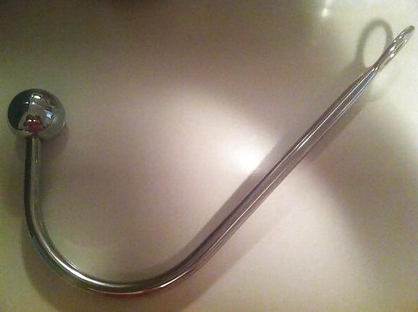 25P B. Anal Hook – die ultimative Kontrolle über einen Unterwürfigen.