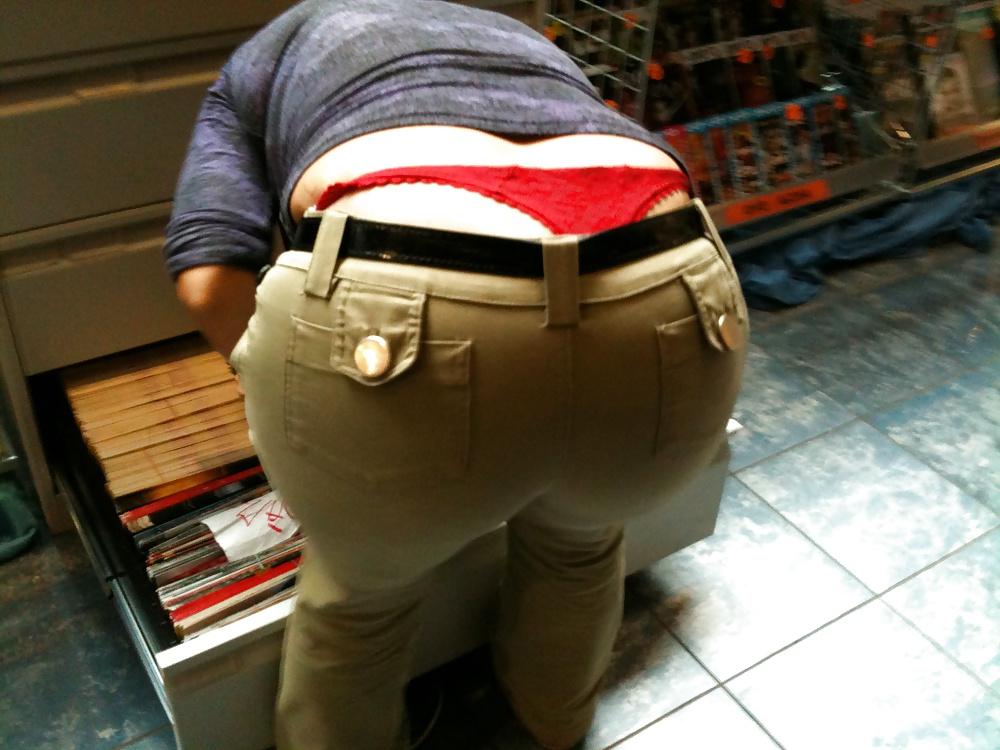 21P Candid red thong big ass in tight jeans
