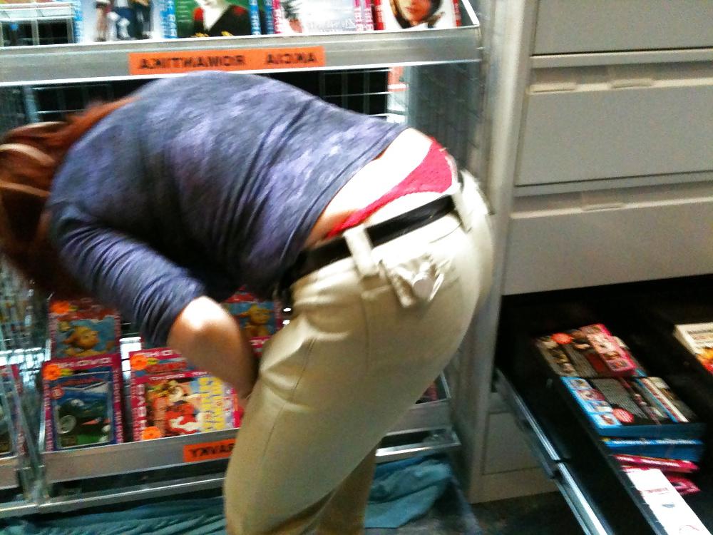 21P Candid red thong big ass in tight jeans