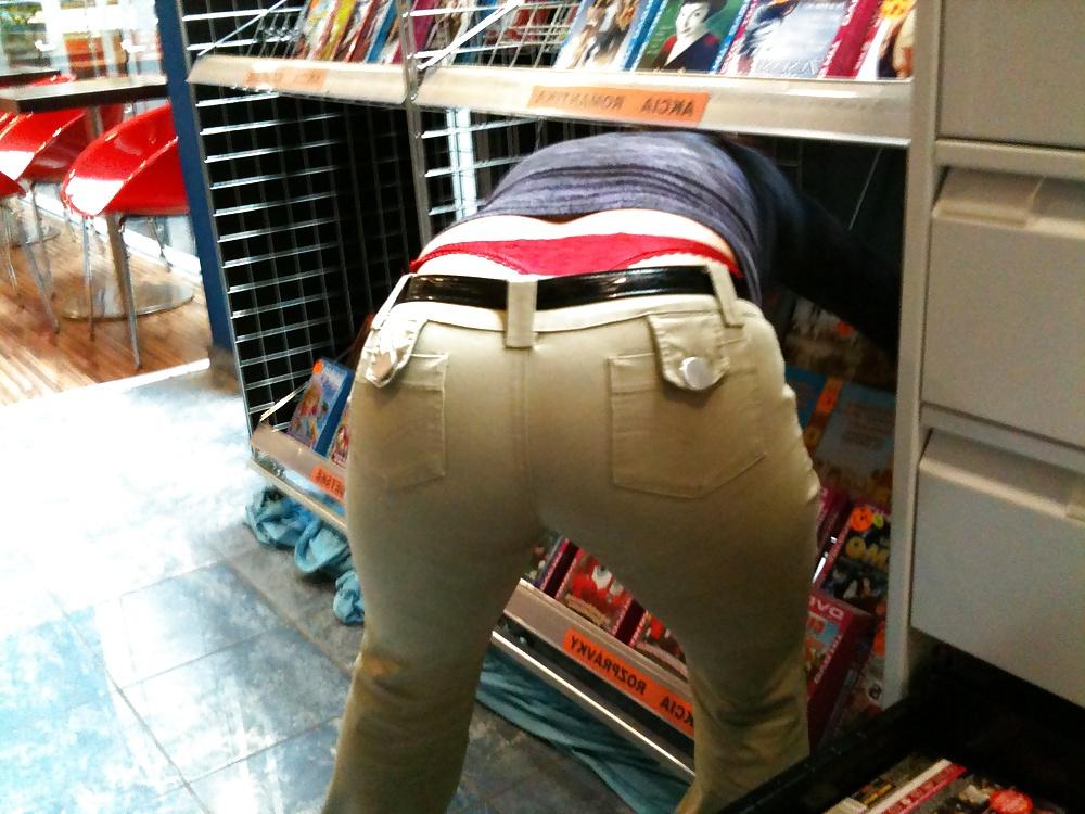 21P Candid red thong big ass in tight jeans