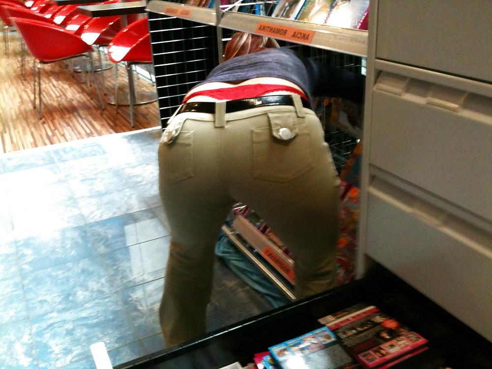 21P Candid red thong big ass in tight jeans