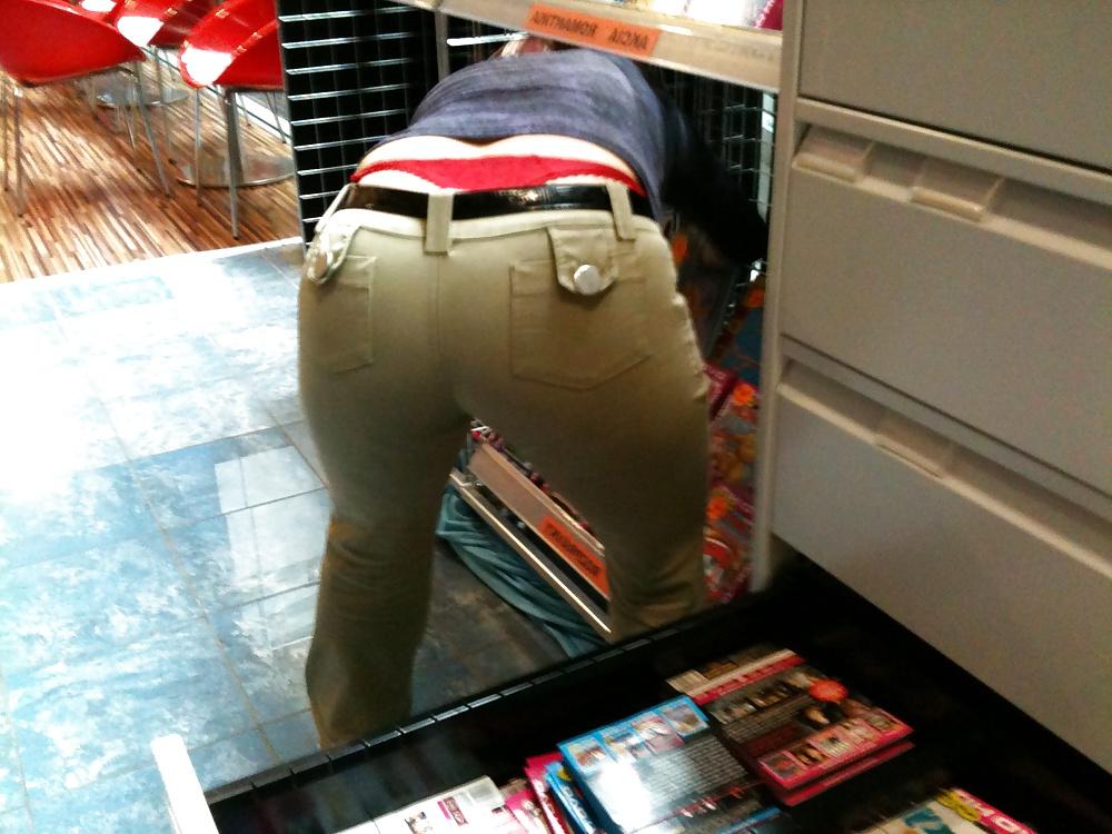 21P Candid red thong big ass in tight jeans