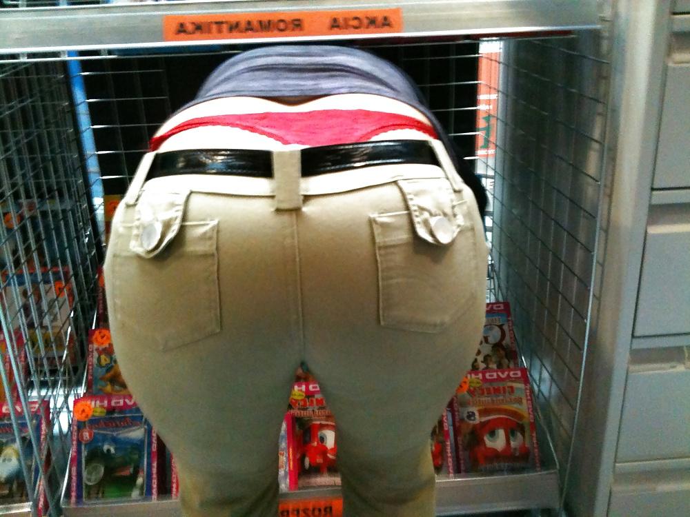 21P Candid red thong big ass in tight jeans