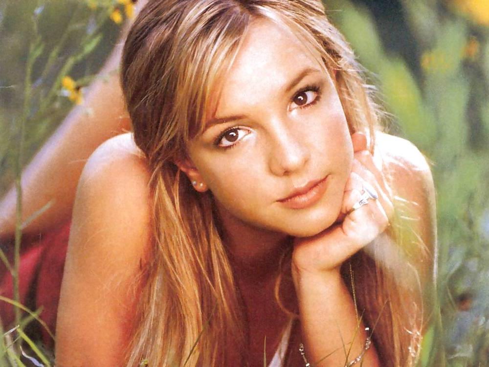 25P Britney Spears Sexy  : - ) by guenne2367