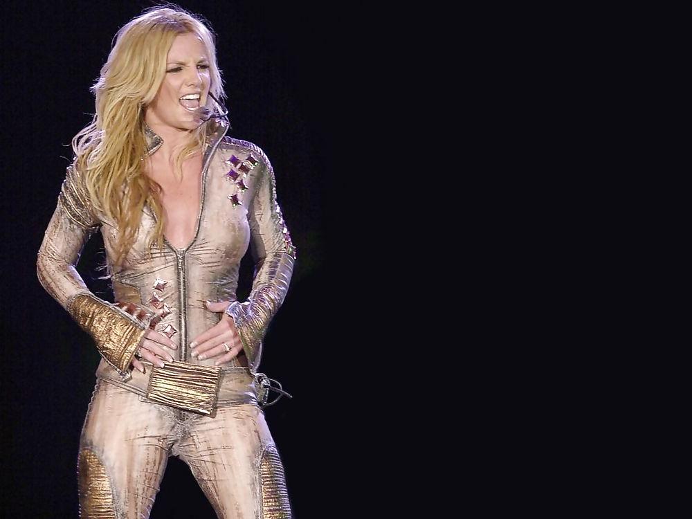 25P Britney Spears Sexy  : - ) by guenne2367