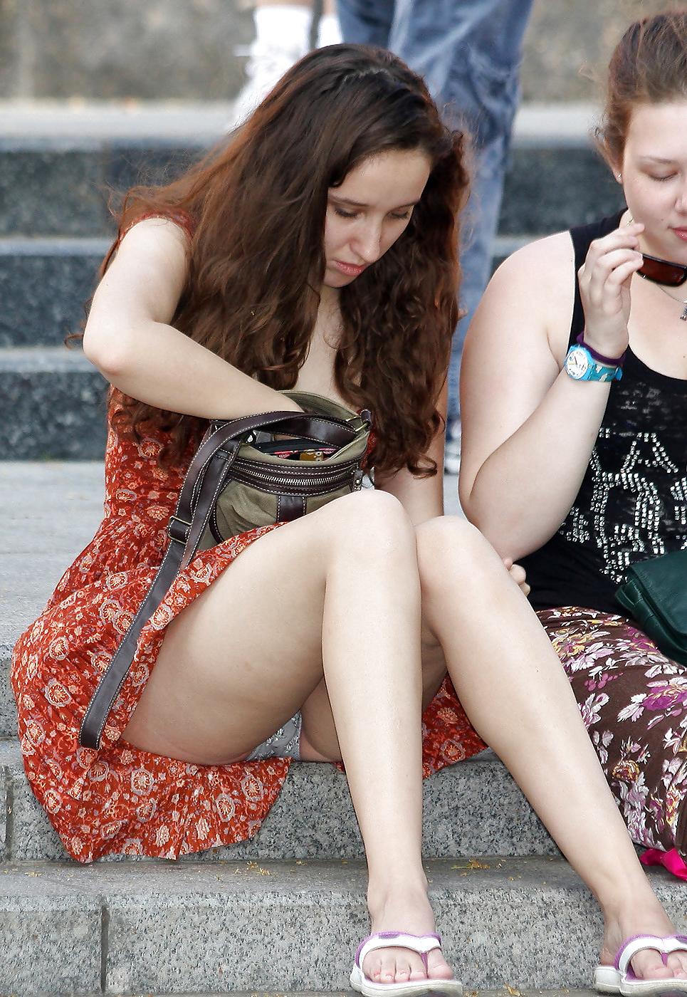 25P Voyeur candid upskirt leggy  street walkers