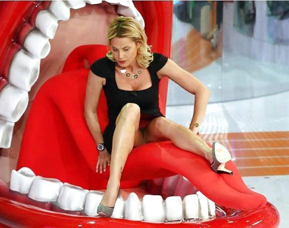 25P Italian celebrities (Vips)