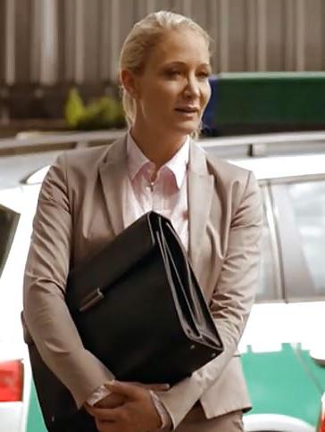 12P German actress Janina Kunze Serie Heldt