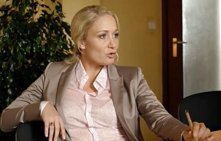 12P German actress Janina Kunze Serie Heldt