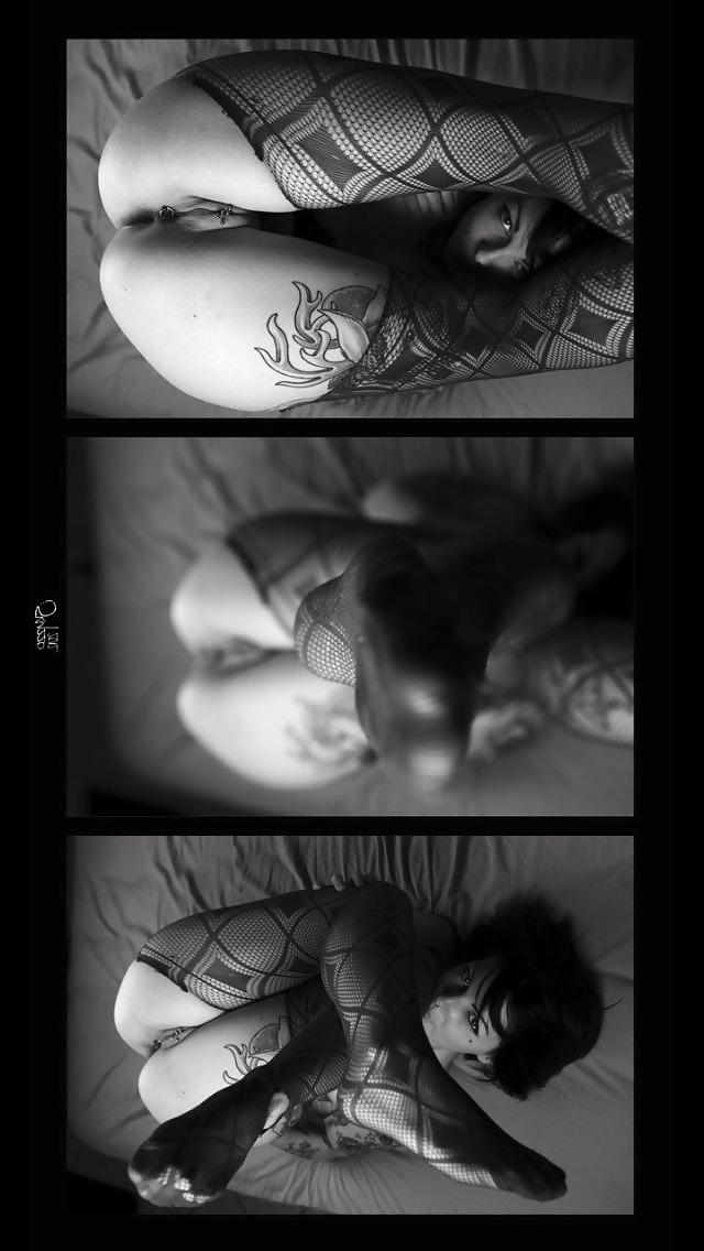 15P Suicide girl-EMO