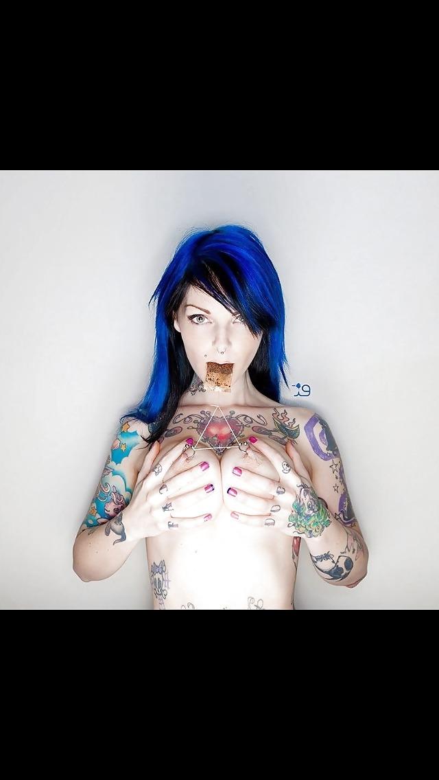 15P Suicide girl-EMO