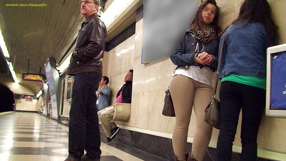 22P This teen booty was so hot