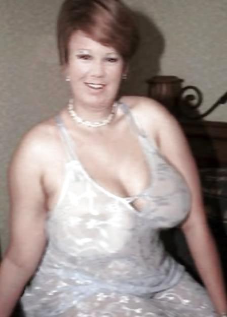 18P PLUMP LITTLE FUCKDOLL!
