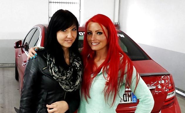 25P German Amateur Girls
