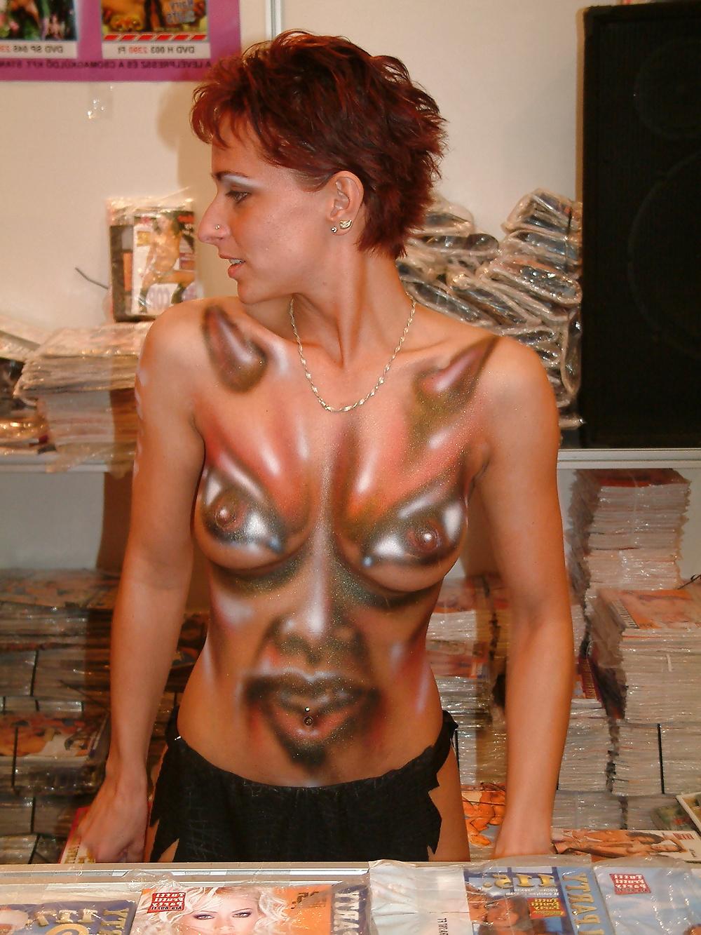 19P Budapest Erotic Show 2003
