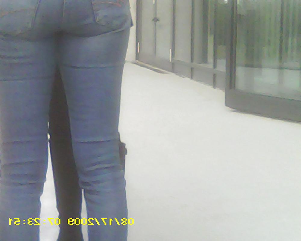 22P Spy legs and ass