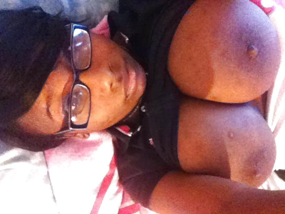 25P Big boobs from the Untited states