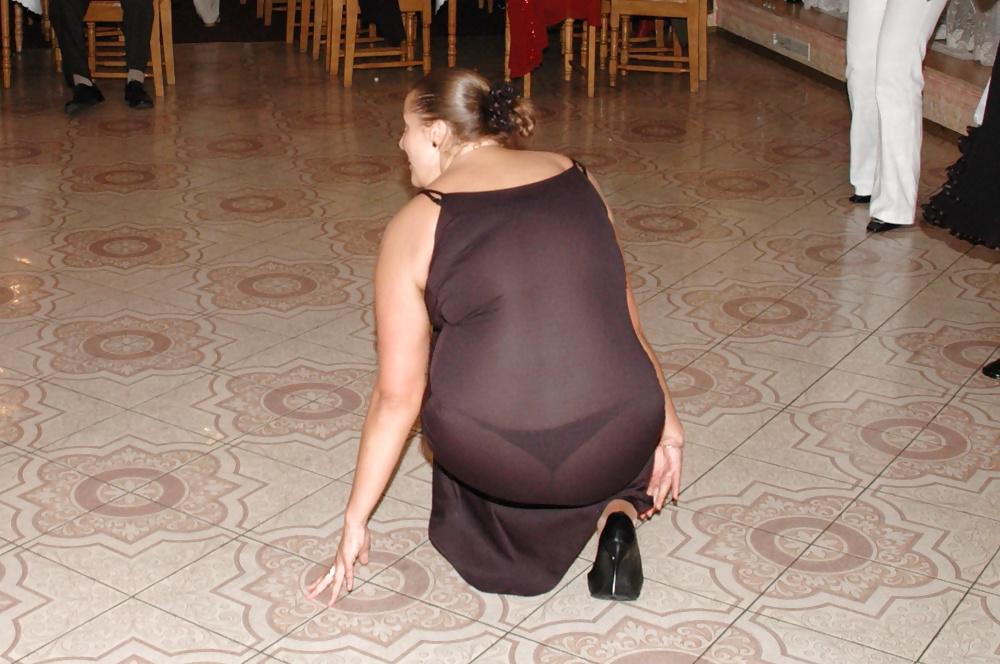 25P Moms - street candids