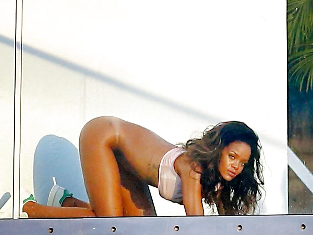 25P Celebrities #rec Pussy Flashing Upskirts Boobs HQ 10