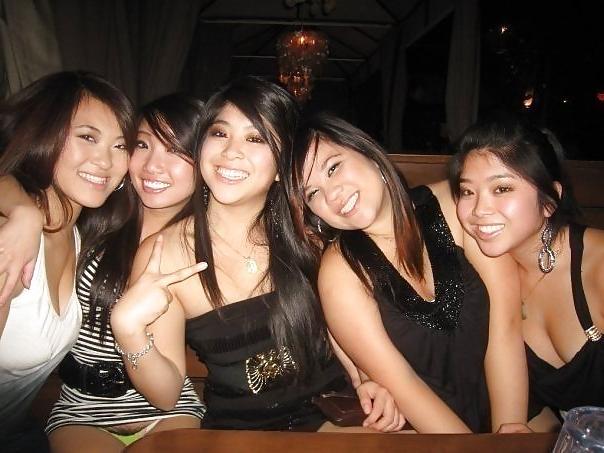 9P Pinay panty peeks